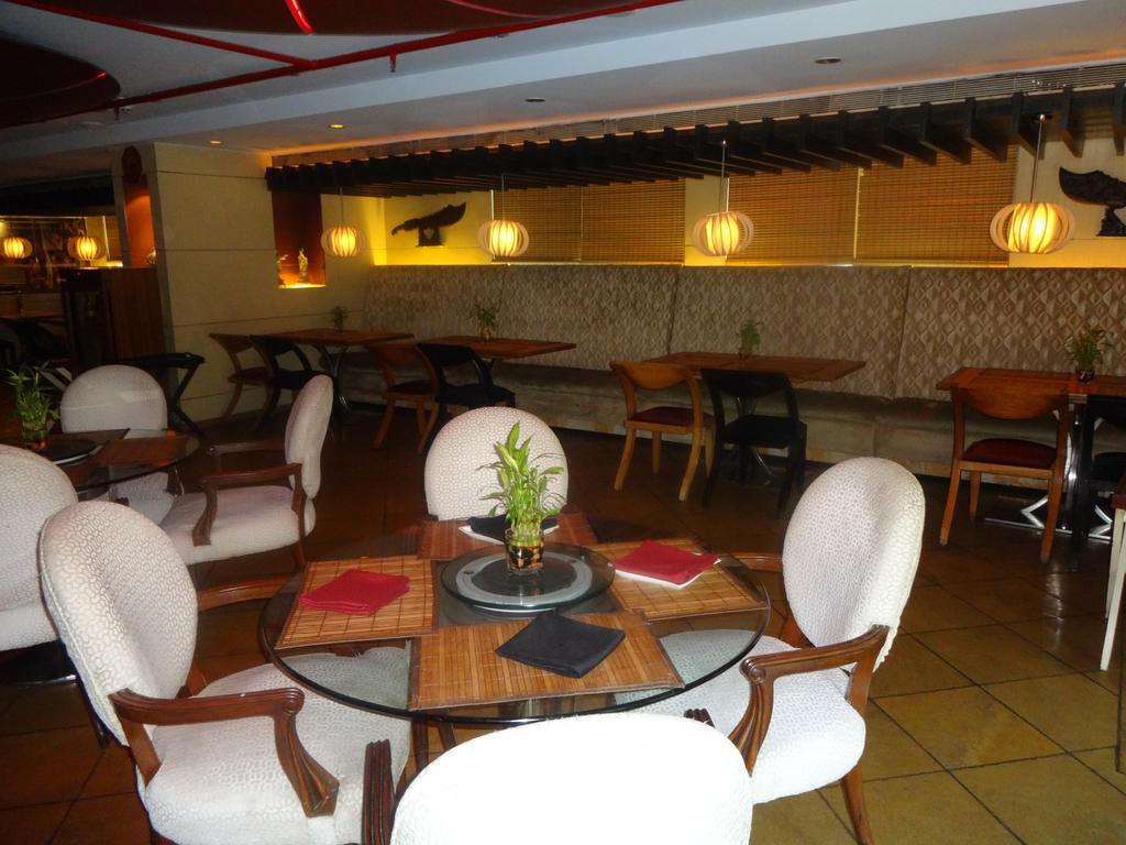 Ohris Banjara Hotel Хидерабад Екстериор снимка