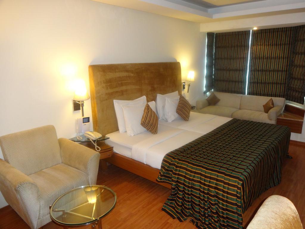 Ohris Banjara Hotel Хидерабад Екстериор снимка