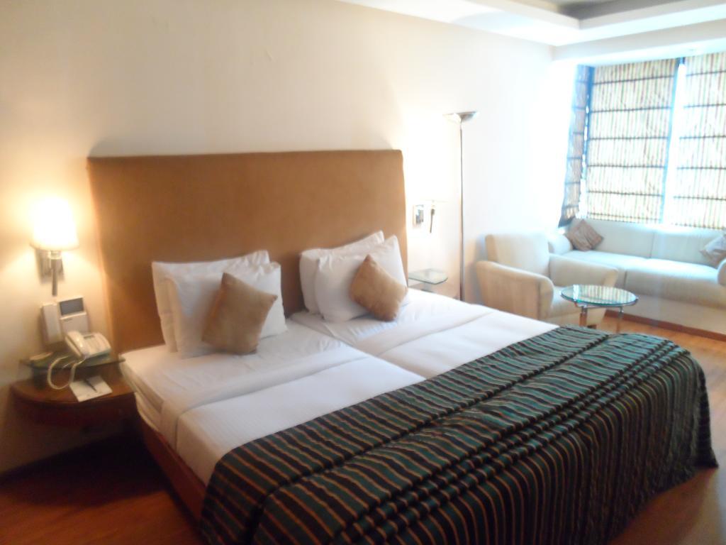 Ohris Banjara Hotel Хидерабад Екстериор снимка