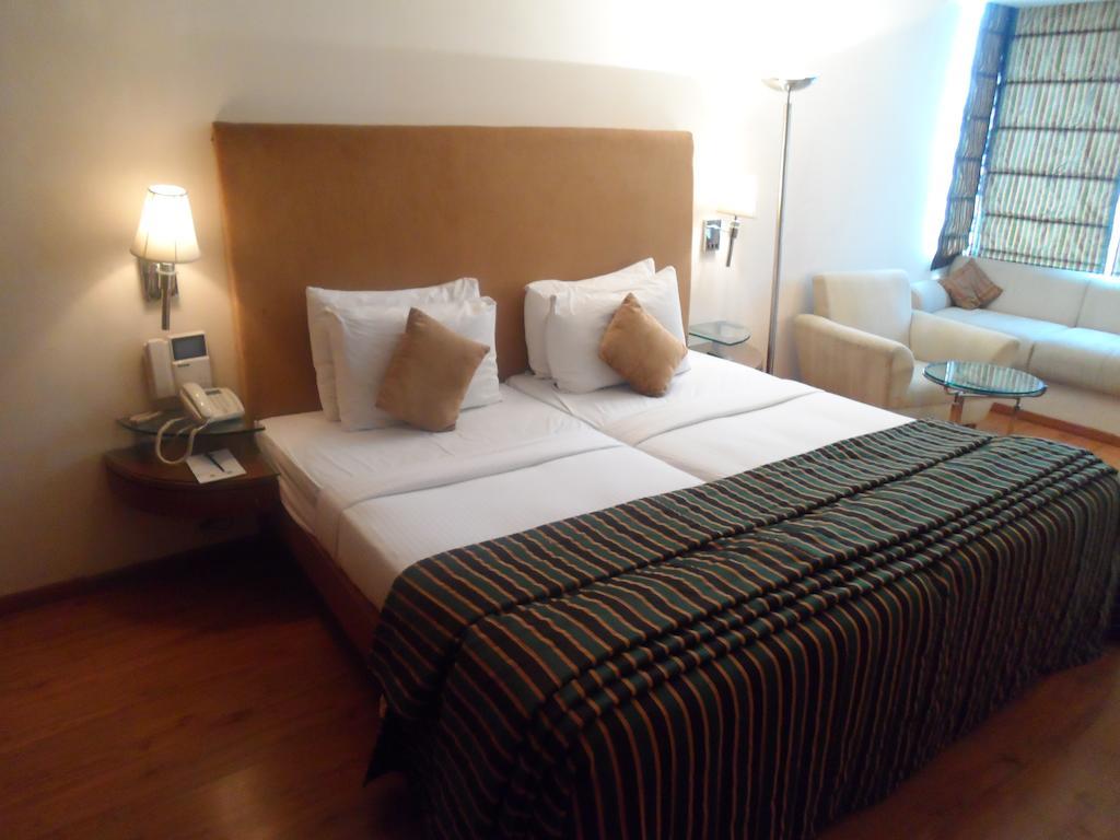 Ohris Banjara Hotel Хидерабад Екстериор снимка