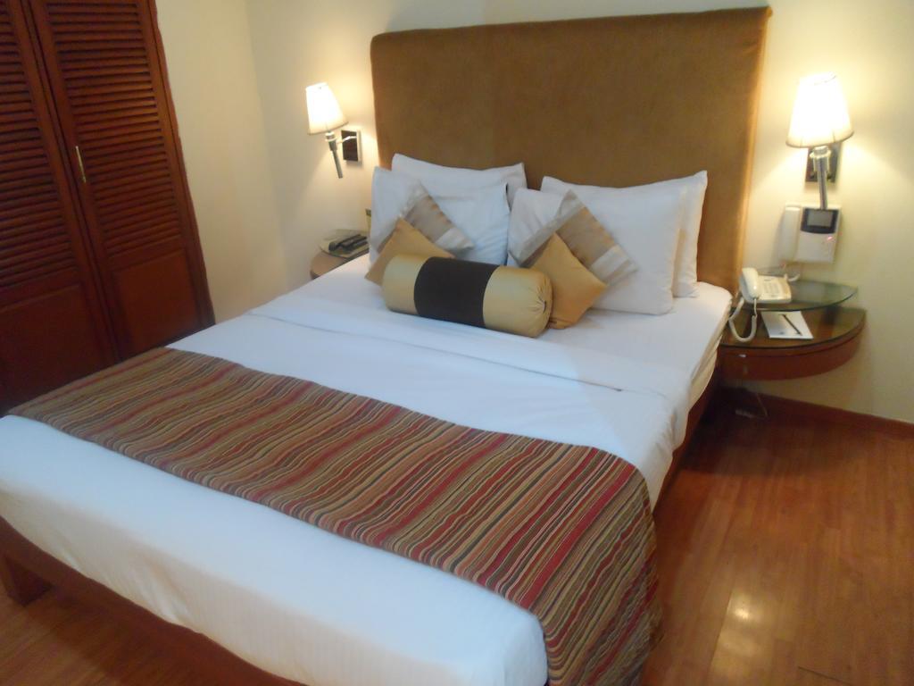 Ohris Banjara Hotel Хидерабад Екстериор снимка